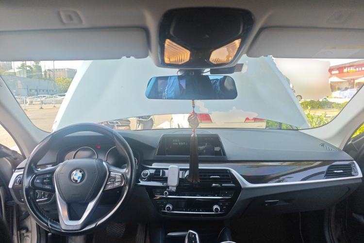 Used BMW 5 Series 2018 528Li Launch Special Edition Center Console