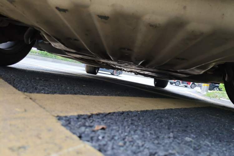 Used BMW 5 Series 2018 528Li Launch Special Edition Chassis Front