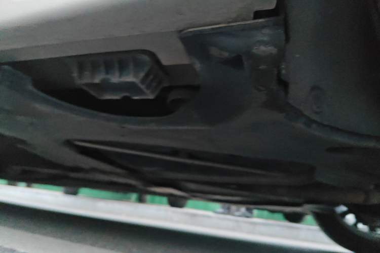 Used BMW 5 Series 2018 525Li Luxury Package Chassis Rear Left