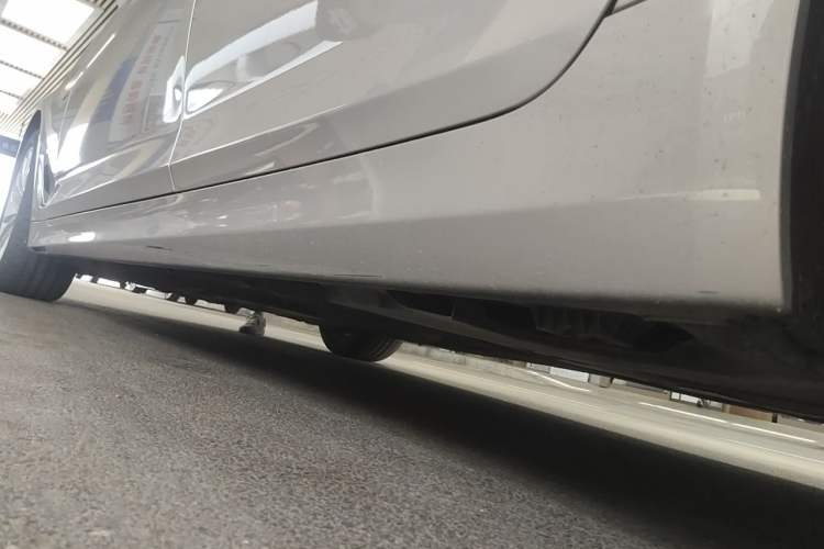 Used BMW 5 Series 2018 530Li xDrive Luxury Package Chassis Rear Left