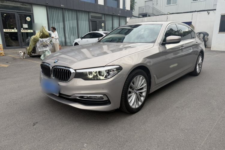 Used BMW 5 Series 2018 525Li Luxury Package Guazi used car, China used car export, Used car for sale, Used cars, Cheapest cars for sale