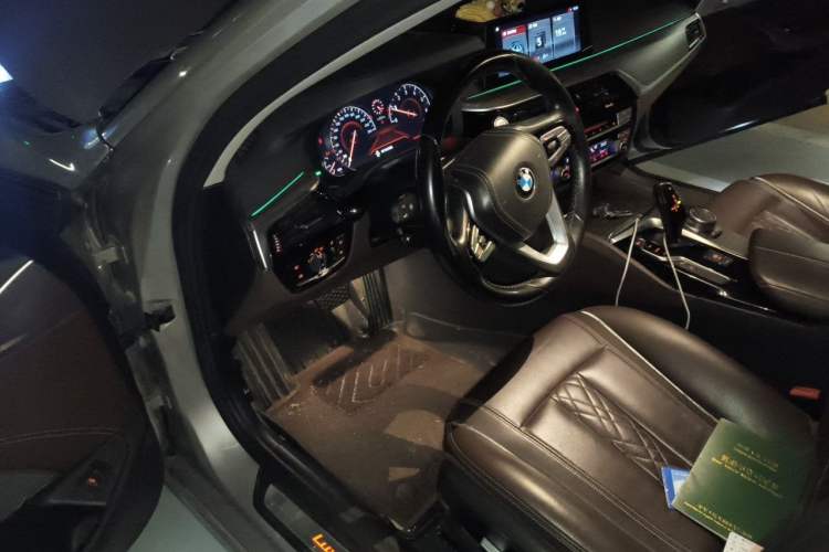 Used BMW 5 Series 2018 530Li Luxury Edition Premium Package Driver Seat