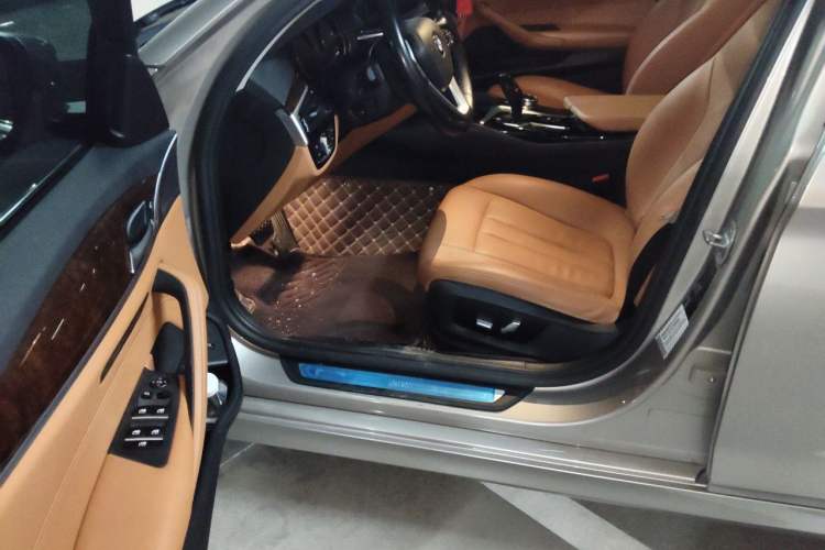 Used BMW 5 Series 2018 528Li Launch Special Edition Driver Seat
