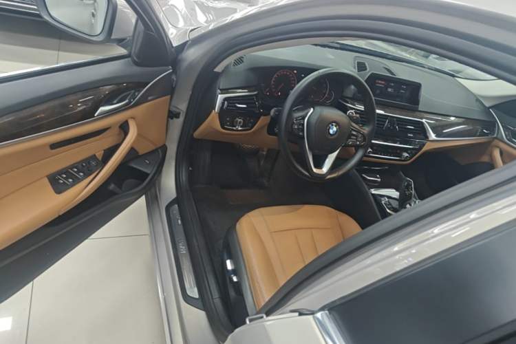 Used BMW 5 Series 2018 528Li Launch Special Edition Driver Seat