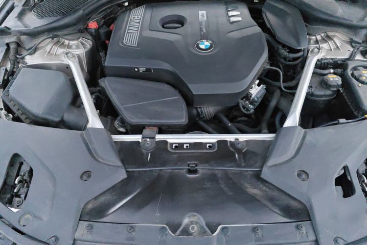Used BMW 5 Series 2018 525Li Luxury Package Engine Bay