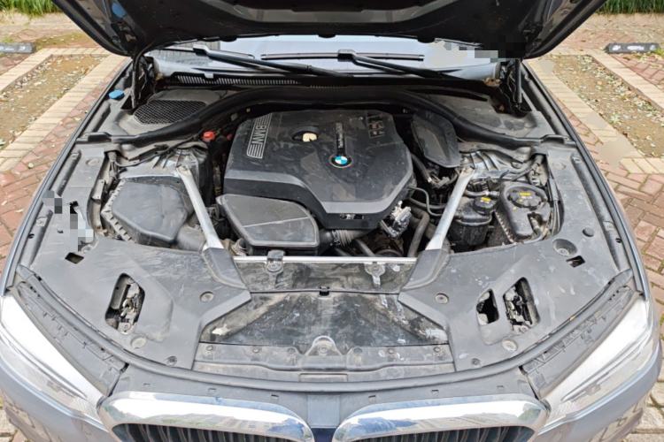 Used BMW 5 Series 2018 530i M Sport Package Engine Bay