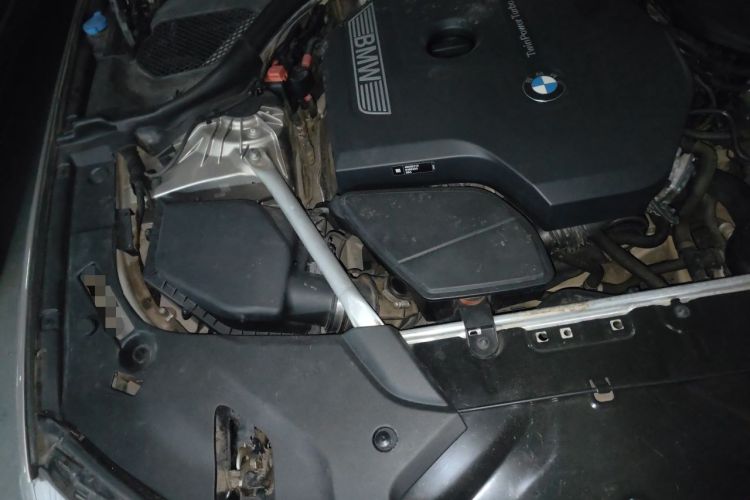 Used BMW 5 Series 2018 528Li Launch Special Edition Engine Bay Right