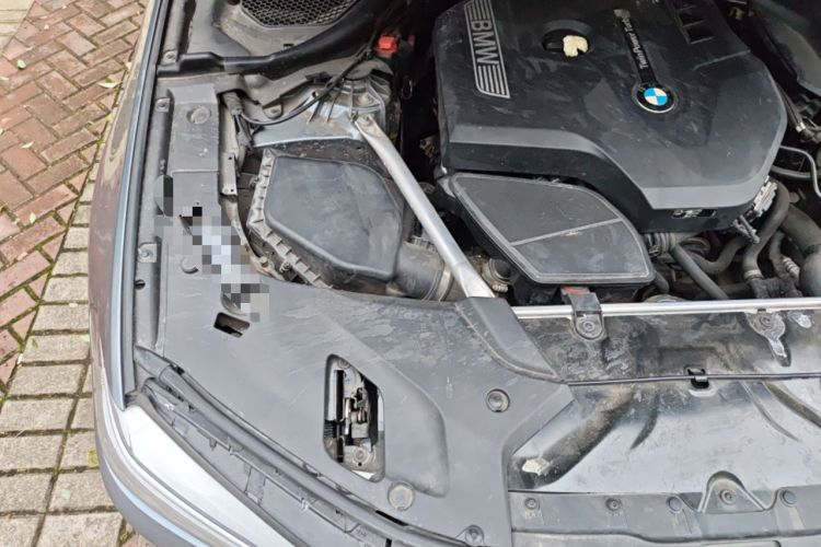 Used BMW 5 Series 2018 530i M Sport Package Engine Bay Right