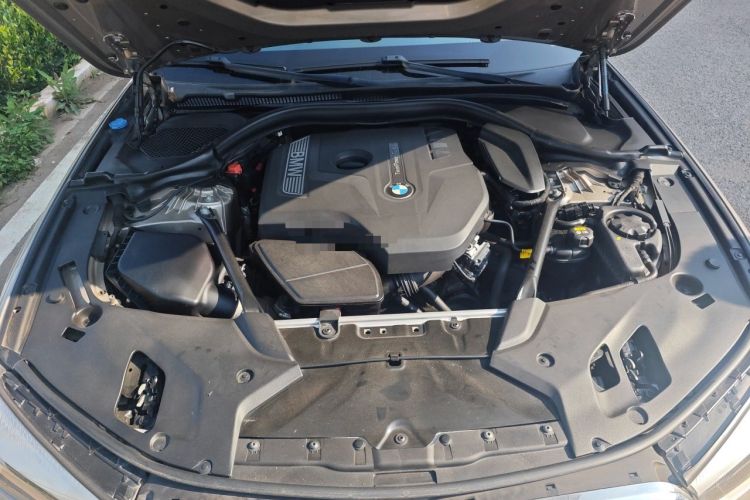 Used BMW 5 Series 2018 528Li Launch Special Edition Engine Bay