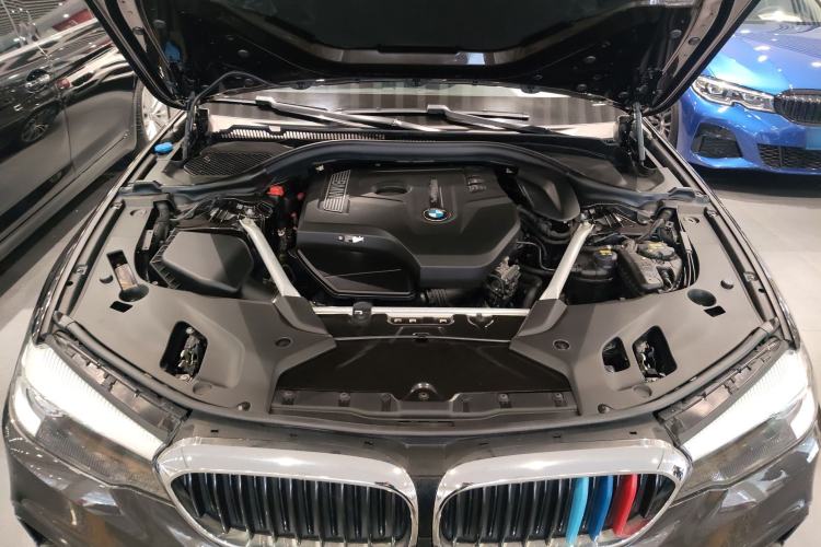 Used BMW 5 Series 2018 Restyled 530Li Leading Edition M Sport Package Engine Bay