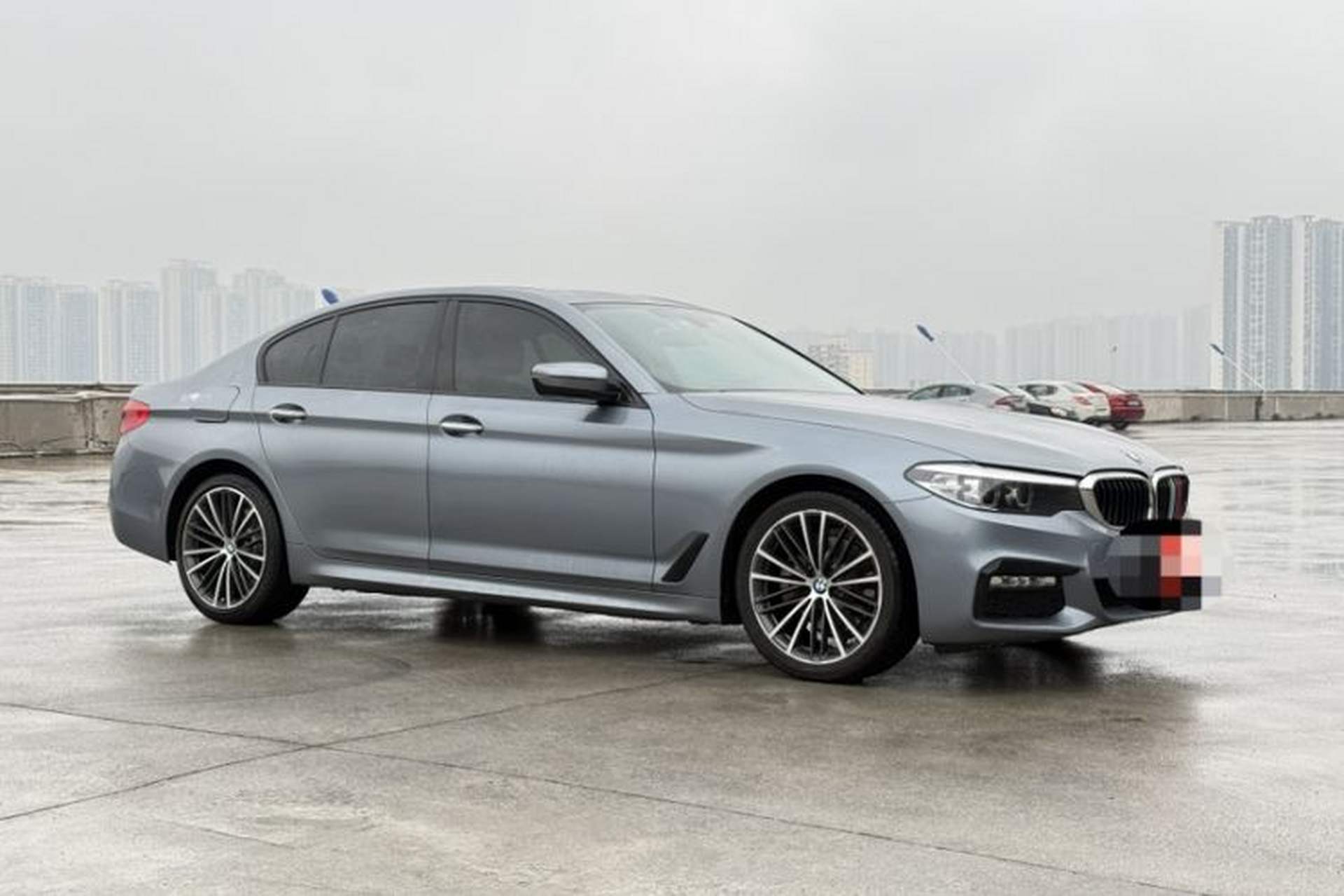 Used BMW 5 Series 2018 525i M Sport Package Exterior 4