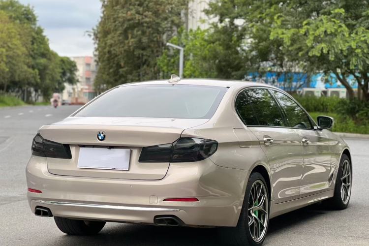 Used BMW 5 Series 2018 530Li xDrive Luxury Package Exterior 5
