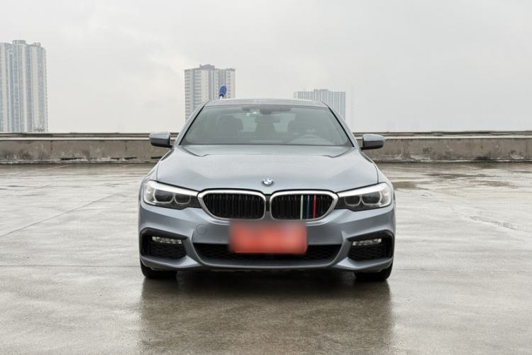 Used BMW 5 Series 2018 525i M Sport Package Exterior 5