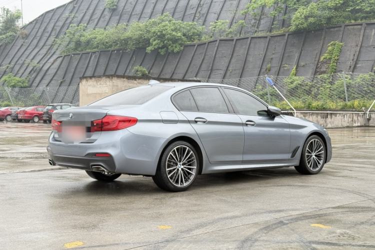 Used BMW 5 Series 2018 525i M Sport Package Exterior 8