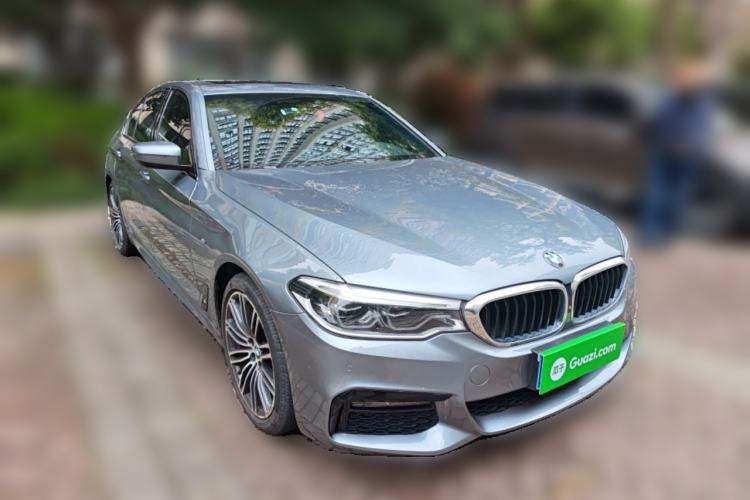 Used BMW 5 Series 2018 530i M Sport Package Front Right 45 Deg