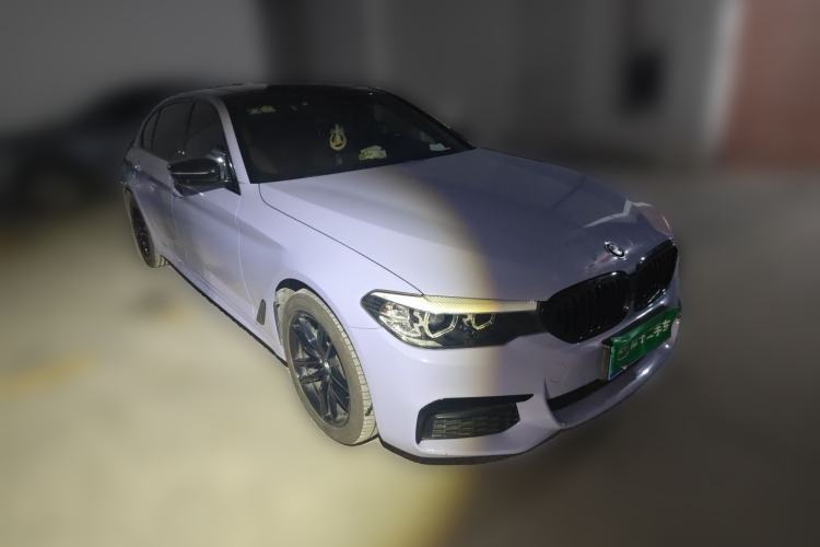 Used BMW 5 Series 2018 525Li Luxury Package Front Right 45 Deg