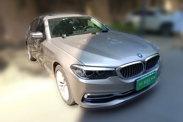 Used BMW 5 Series 2018 Revised Version 530Li Leading Edition Luxury Package Front Right 45 Deg