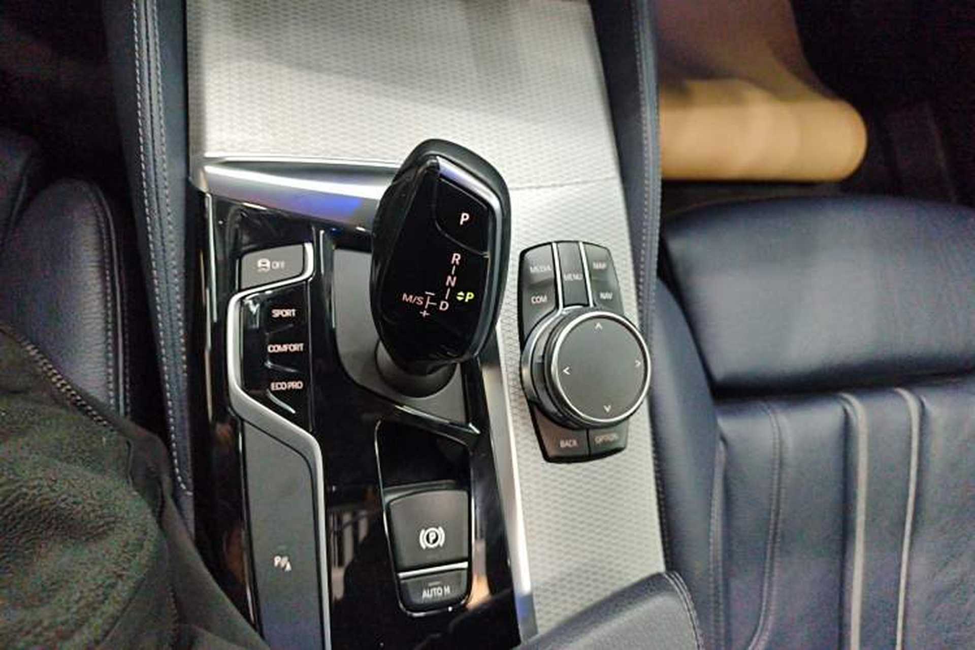 Used BMW 5 Series 2018 525i M Sport Package Gear Lever