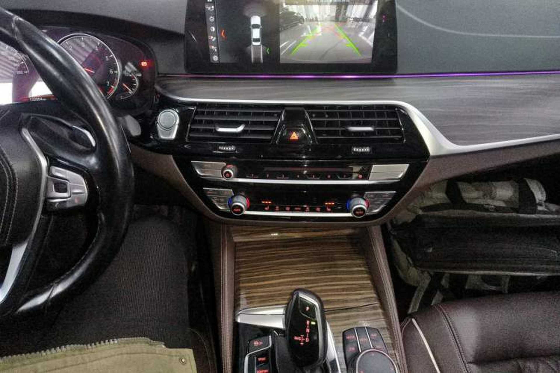 Used BMW 5 Series 2018 530Li Leading Edition Luxury Package Gear Lever
