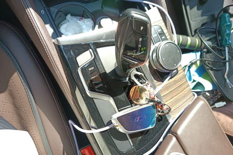 Used BMW 5 Series 2018 Revised Version 530Li Leading Edition Luxury Package Gear Lever