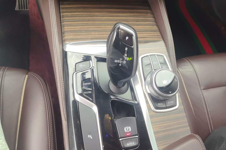 Used BMW 5 Series 2018 530Li Leading Edition Luxury Package Gear Lever