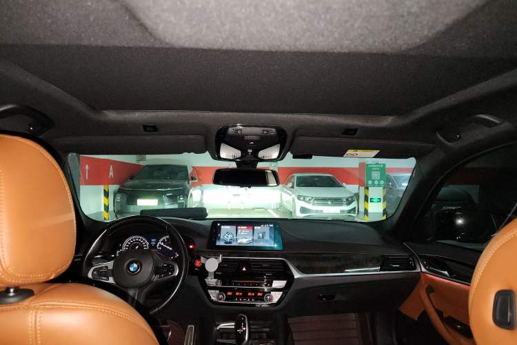 Used BMW 5 Series 2018 525Li M Sport Package Headliner