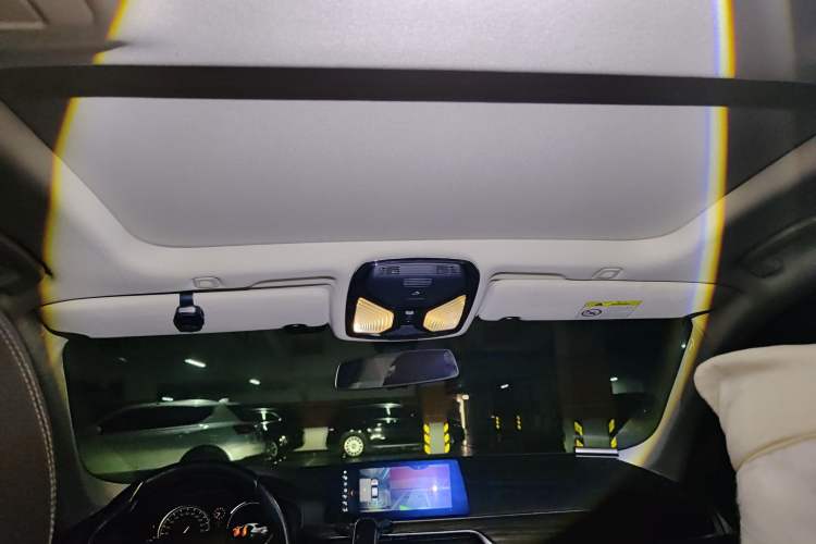 Used BMW 5 Series 2018 Facelifted 530Li Luxury Edition Premium Package Headliner