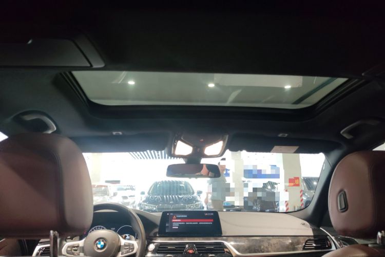 Used BMW 5 Series 2018 Restyled 530Li Leading Edition M Sport Package Headliner