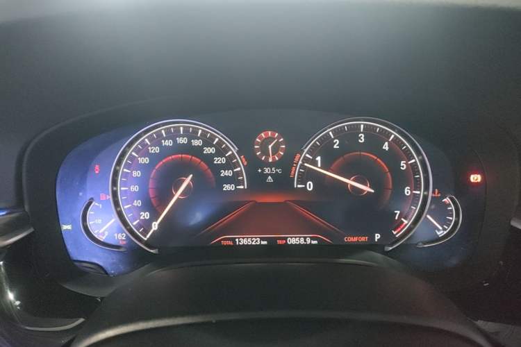Used BMW 5 Series 2018 530Li Leading Edition Luxury Package Instrument Cluster