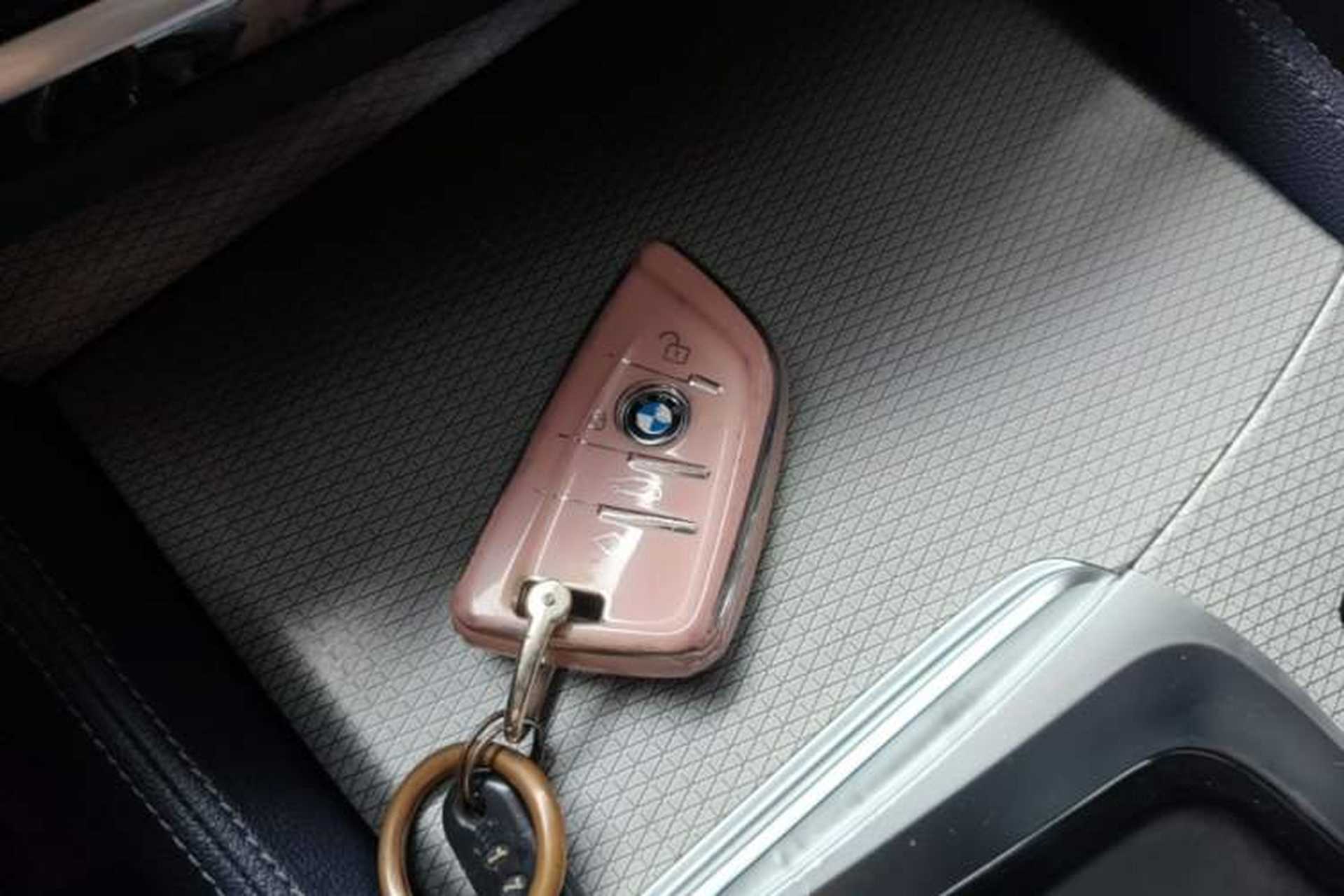Used BMW 5 Series 2018 525i M Sport Package Interior 1