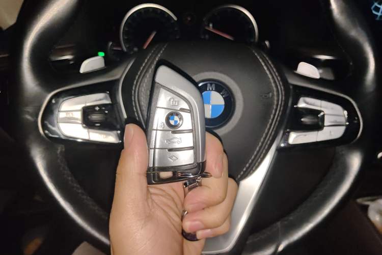 Used BMW 5 Series 2018 Facelifted 530Li Luxury Edition Premium Package Interior 1