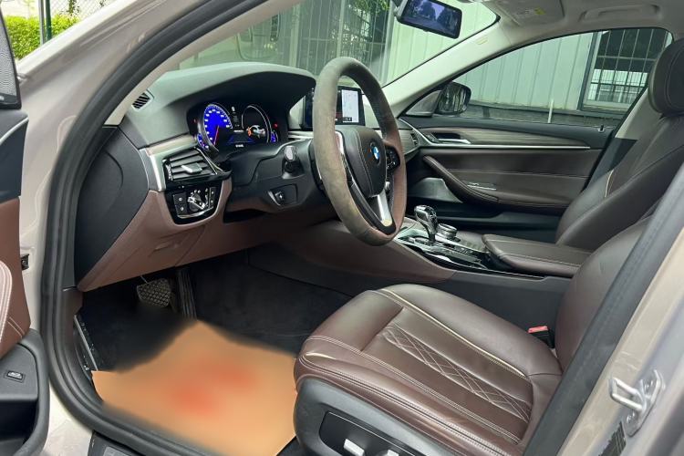 Used BMW 5 Series 2018 530Li xDrive Luxury Package Interior 3