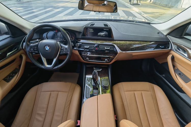 Used BMW 5 Series 2018 528Li Launch Special Edition Interior 4