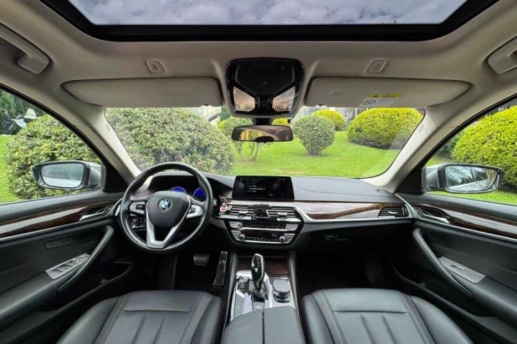Used BMW 5 Series 2018 525Li Luxury Package Interior 6
