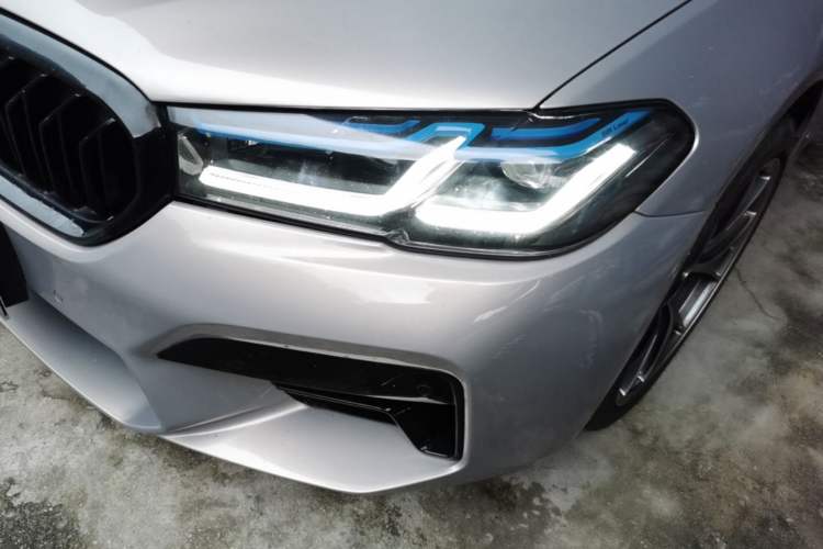 Used BMW 5 Series 2018 530Li xDrive Luxury Package Left Front Headlight
