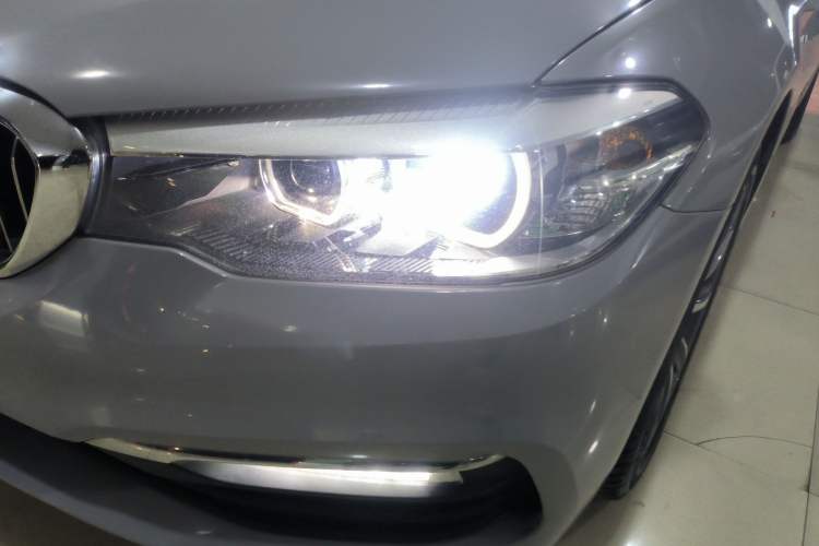 Used BMW 5 Series 2018 528Li Launch Special Edition Left Front Headlight