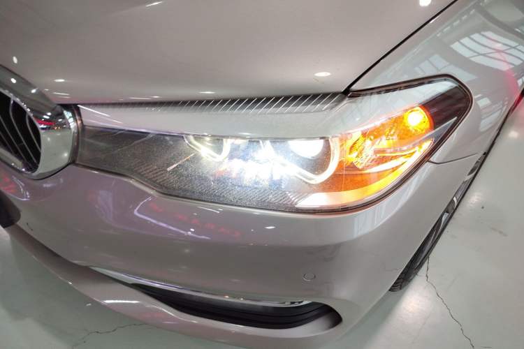 Used BMW 5 Series 2018 528Li Launch Special Edition Left Front Headlight