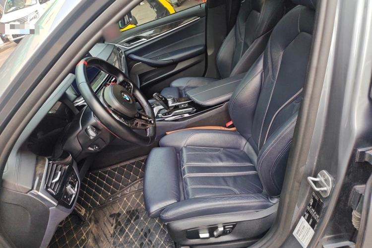 Used BMW 5 Series 2018 525i M Sport Package Left Front Seat