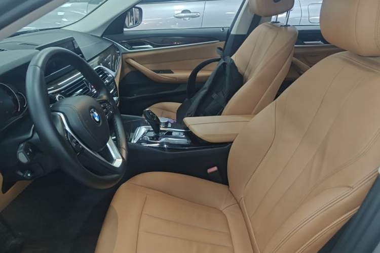Used BMW 5 Series 2018 528Li Launch Special Edition Left Front Seat