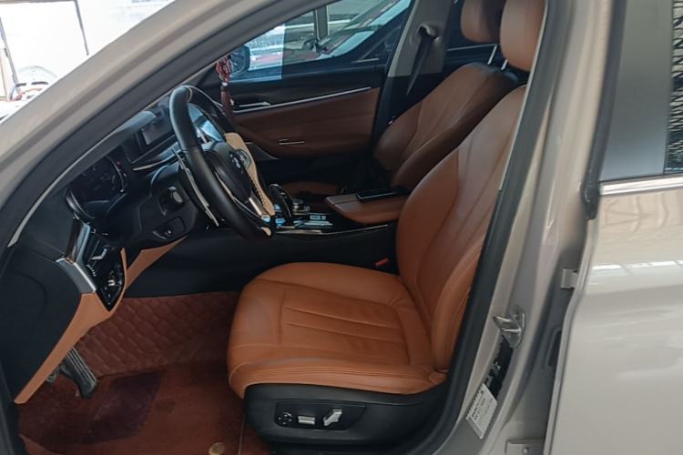Used BMW 5 Series 2018 528Li Launch Special Edition Left Front Seat
