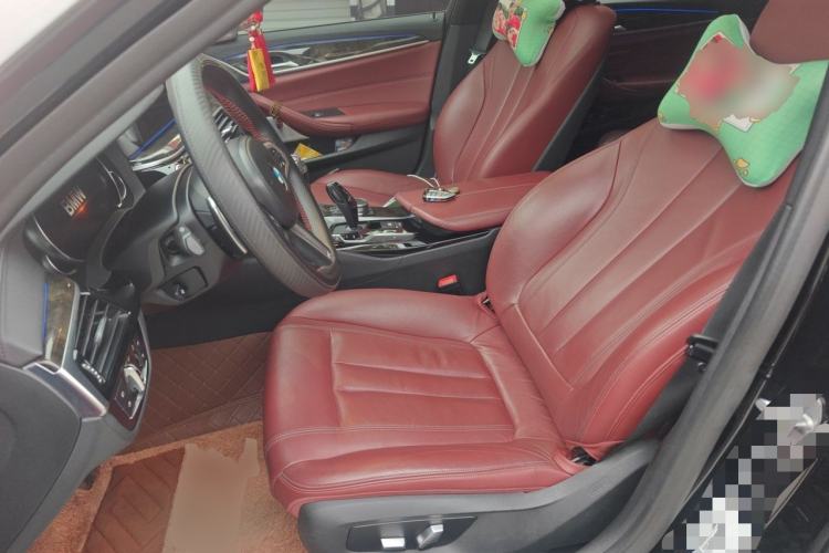 Used BMW 5 Series 2018 Restyled 530Li Leading Edition M Sport Package Left Front Seat