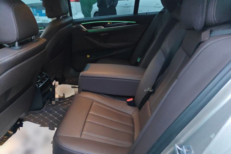 Used BMW 5 Series 2018 525Li Luxury Package Left Rear Seat