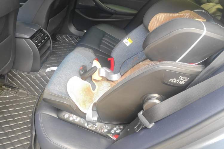 Used BMW 5 Series 2018 530i M Sport Package Left Rear Seat