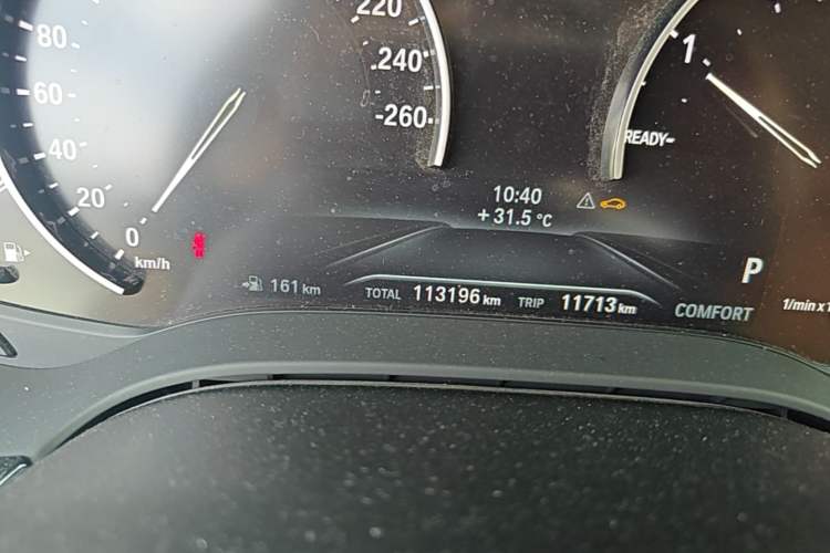 Used BMW 5 Series 2018 528Li Launch Special Edition Odometer Close Up