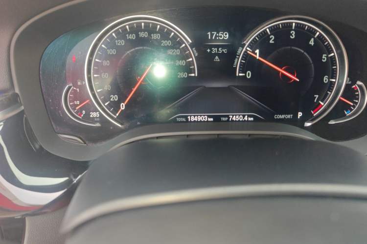 Used BMW 5 Series 2018 Restyled 530Li Leading Edition M Sport Package Odometer Close Up