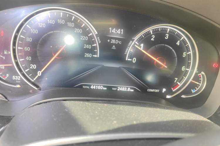 Used BMW 5 Series 2018 530i M Sport Package Odometer Close Up