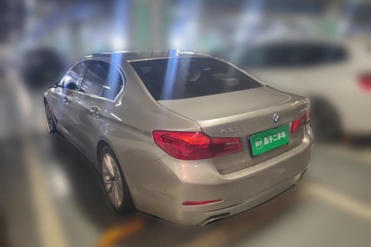 Used BMW 5 Series 2018 525Li Luxury Package Rear Left 45 Deg