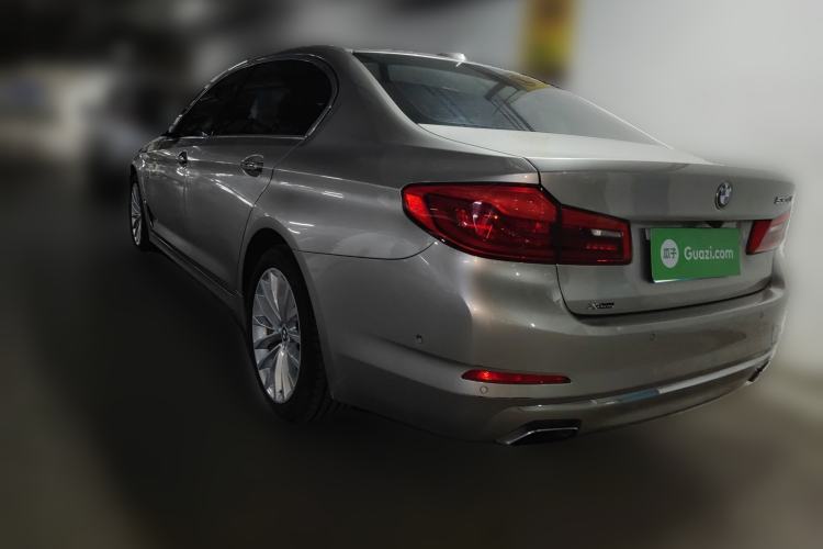 Used BMW 5 Series 2018 Facelifted 530Li xDrive Luxury Package Rear Left 45 Deg
