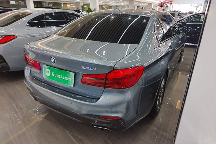 Used BMW 5 Series 2018 525i M Sport Package Rear Right 45 Deg
