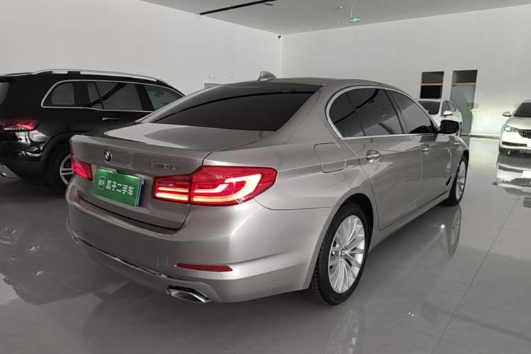 Used BMW 5 Series 2018 Revised Version 530Li Leading Edition Luxury Package Rear Right 45 Deg